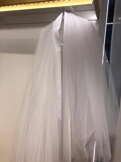 null 1 cape en tulle