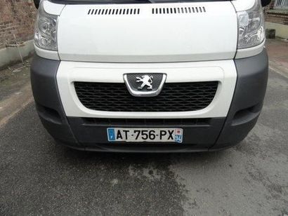 null PEUGEOT BOXER HDI 100 1ère mise en circulation: Juin 2010 Km au compteur: 170...