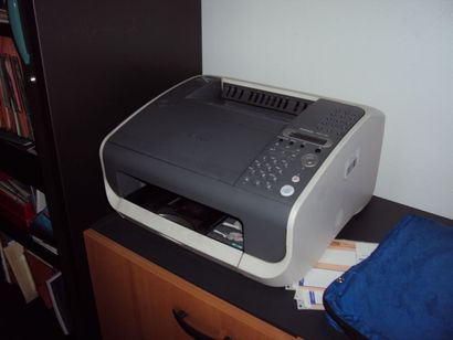 null 1 scanner HP scanjet 5590
1 télécopieur CANON i.Sensys fax L100
1 photocopieur...