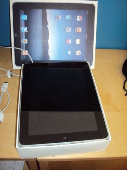 null 1 IPAD 16GB
1 tablette ACER icontatab A 200