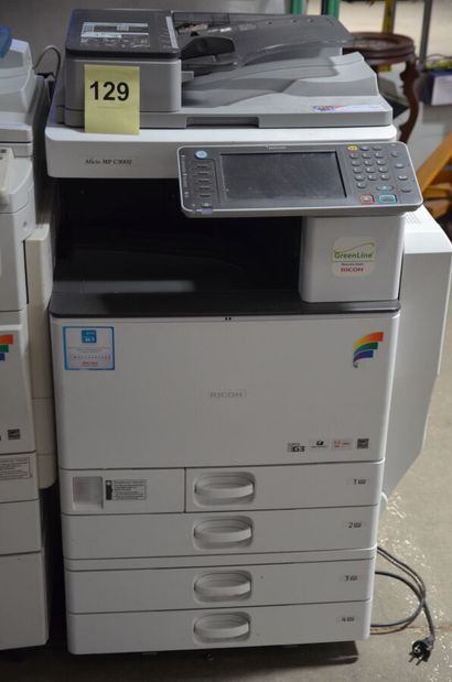1 photocopieur RICOH Aficio MPC C3002