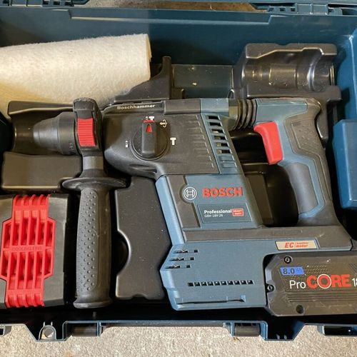 Null BOSCH GBH- 18V-26 drill in its box