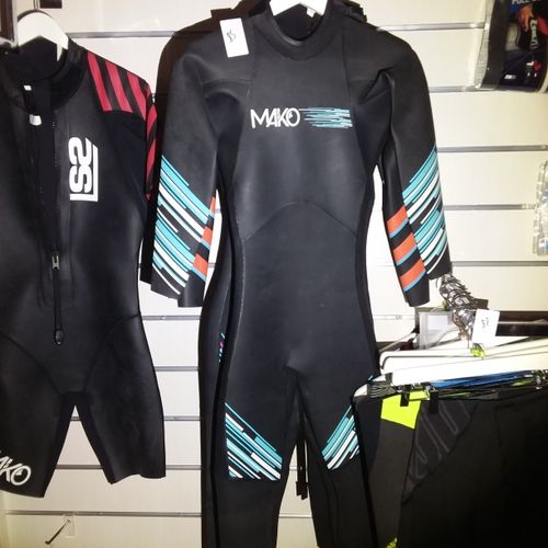 Null 3 MAKO suits SIZE M