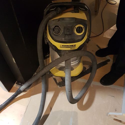 Null 
Aspirateur de chantier KARCHER WD 6P PREMIUM.

Les photographies ne consti&hellip;