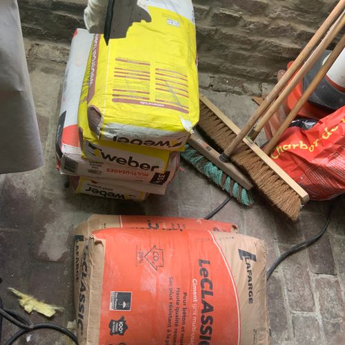 Null Batch of six bags of cement and plaster