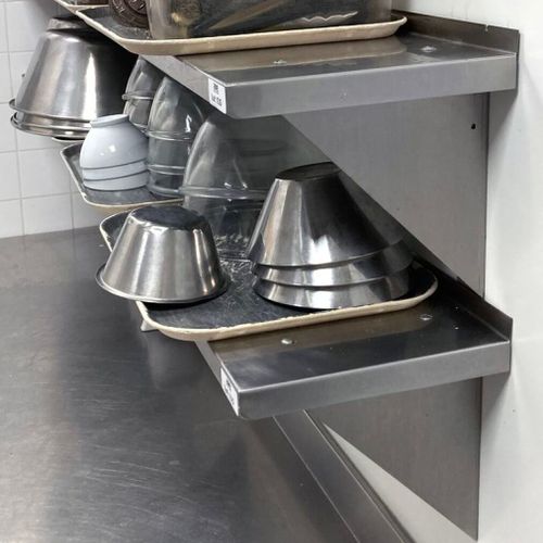 Null WALL-MOUNTED SHELF IN FOOD-GRADE STAINLESS STEEL WITH 3 ANGLE BRACKETS. 30 &hellip;