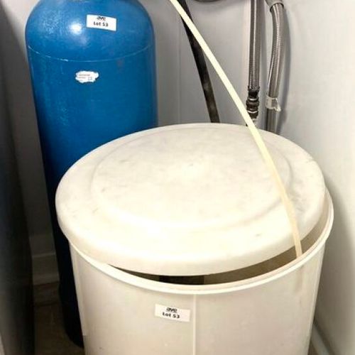 Null CTA WATER SOFTENER. 109 X 25 CM. SOLD WITH 1 SALT CONTAINER. 65 X 47 CM. LO&hellip;