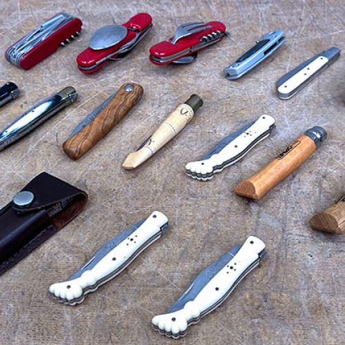 Null 19 POCKET KNIVES INCLUDING LAGUIOLE, OPINEL, VICTORINOX, CHAPERON NORTON, S&hellip;