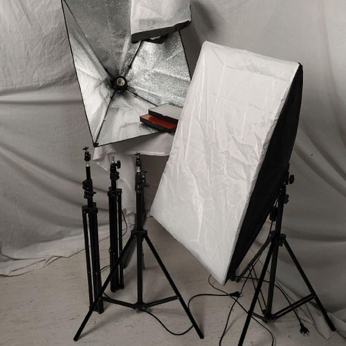 Kit d'éclairage AMZDEAL pour studio photo avec trépieds et sac de transport, amp&hellip;