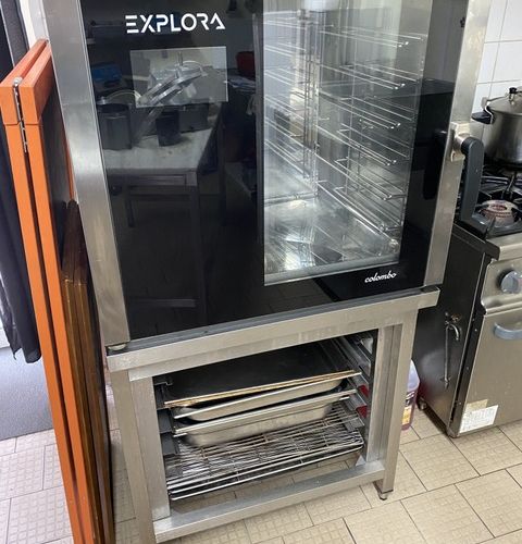 Mise à prix 2000 € 
1 Four mixte EXPLORA COLOMBO 6 niveaux + 1 Table Inox
 (Acha&hellip;