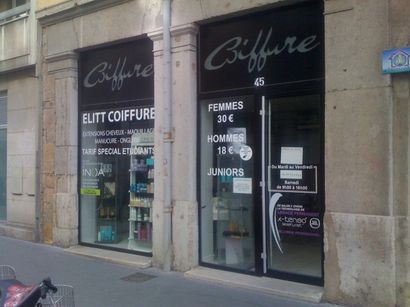 LJ SARL ELITE COIFFURE 45 RUE VAUBECOUR 69002 LYON (ME REVERDY)