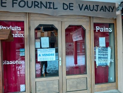 VENTE AUX ENCHERES PUBLIQUES D’UN FONDS DE COMMERCE A USAGE DE   BOULANGERIE, PATISSERIE LJ SARL APHILSAND 