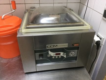 Une filmeuse sous vide CCM EMBALLAGE
