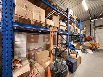 Un lot de rack professionnel 9 mètre linéaire, hauteur 3,80m
