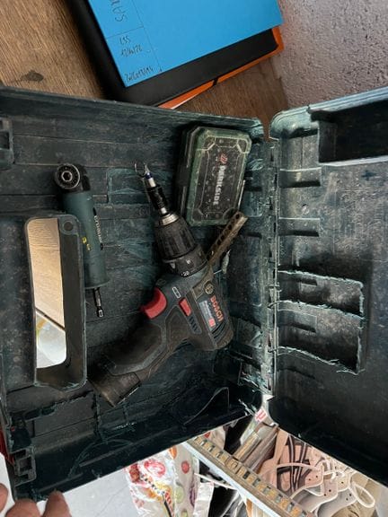 1 visseuse 12V BOSCH
