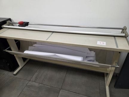 1 Table de découpe TRIM 150 Neolt