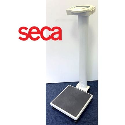 BALANCE DE PRÉCISION OU PESE-PERSONNE MÉDICAL AUTONOME (SUR PILES) DE MARQUE SCEA, MODÈLE 797. 83 X 29 X 42 CM. TVA RECU