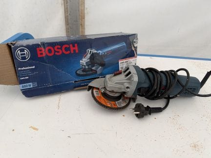 Disqueuse d'angle électrique filaire de marque BOSCH modèle : GWS 880