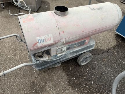 Chauffage de chantier diesel à air chaud de marque AIRLAT