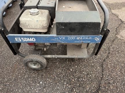 Groupe électrogène de marque SDMO modèle VX 200 4H, moteur HONDA