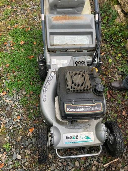 1 tondeuse autotractée KAAZ LM 5360