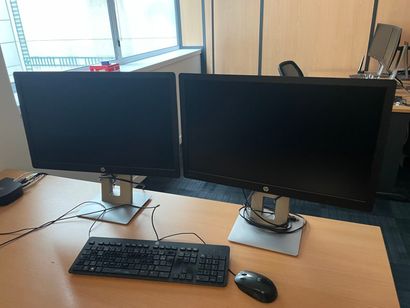 Spread over the floors:
30 HP monitors
17...
