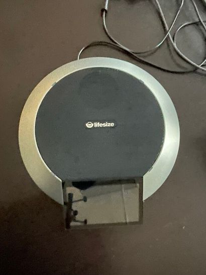 3 OPTIMA overhead projectors
1 LIFESIZE ...