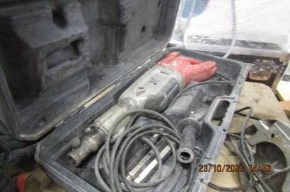 1 marteau démolition électrique, 12 kg MILWAUKEE...