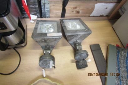2 phares de récupération.