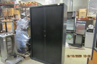 1 armoire métallique haute 2 portes coul...
