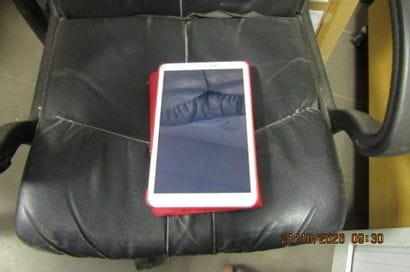1 tablette Samsung SMT 580 sans chargeur