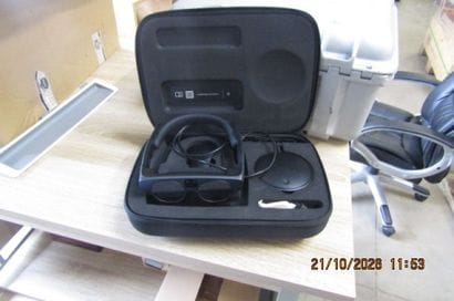 1 paire de lunettes de réalité augmentée...