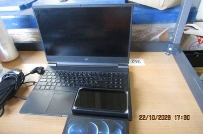 1 ordinateur portable VICTUS, processeur...
