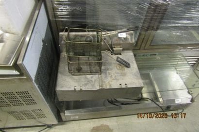 1 double friteuse inox.