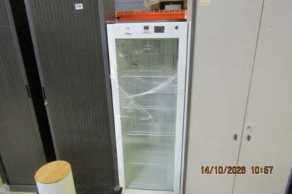 1 vitrine réfrigérée LIEBHERR, à froid positif,...