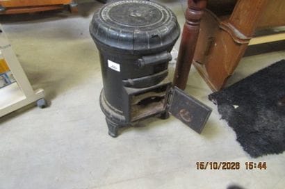 1 fourneau à bois