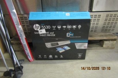 1 imprimante HP 5530.