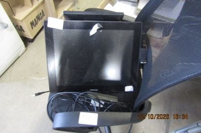 1 caisse enregistreuse POSIFLEX RT-2015