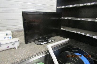 1 téléviseur Philips