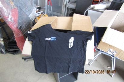 1 lot de tee shirt noir marqués Myotec