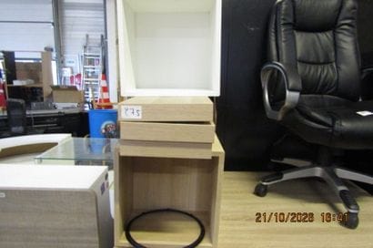1 série de 5 cubes et 3 étagères à 1 pla...