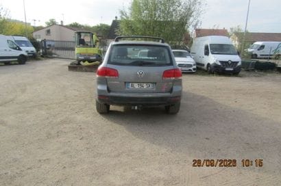 VP VOLKSWAGEN TOUAREG 3.2 V6 220CH TIPTRONIC...