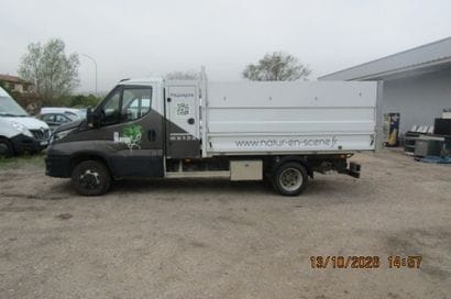 IVECO DAILY TIPPER AND BOX TRUCK 35C16H3.0...
