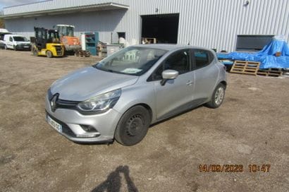 VASP RENAULT CLIO COMMERCIAL 
Body Style:...