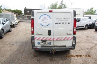 RENAULT TRAFIC VAN 
Body Style: VAN
Vehicle...