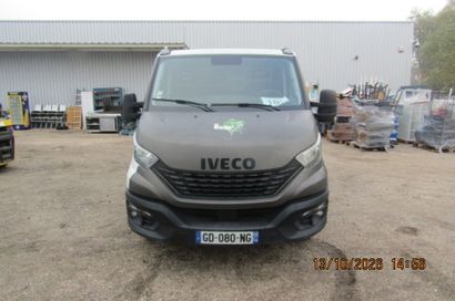 IVECO DAILY TIPPER AND BOX TRUCK 35C16H3.0...