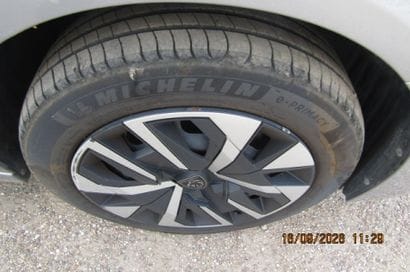 VASP PEUGEOT 208 BUSINESS HYBRID 1.2 100CH...