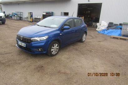 DACIA SANDERO TCE 90 - 22B COMFORT 
Body...