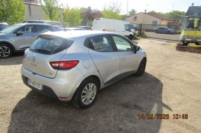 VASP RENAULT CLIO COMMERCIAL 
Body Style:...