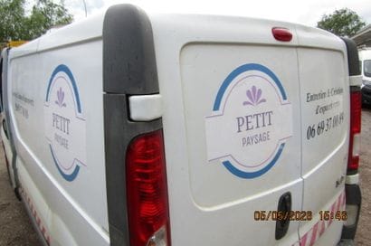 RENAULT TRAFIC VAN 
Body Style: VAN
Vehicle...